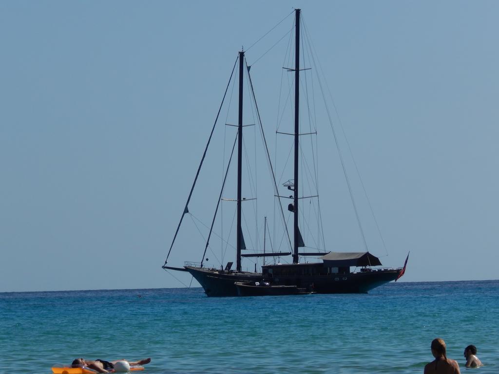 Casa Vacanze Karol Lägenhet Trappeto  Exteriör bild
